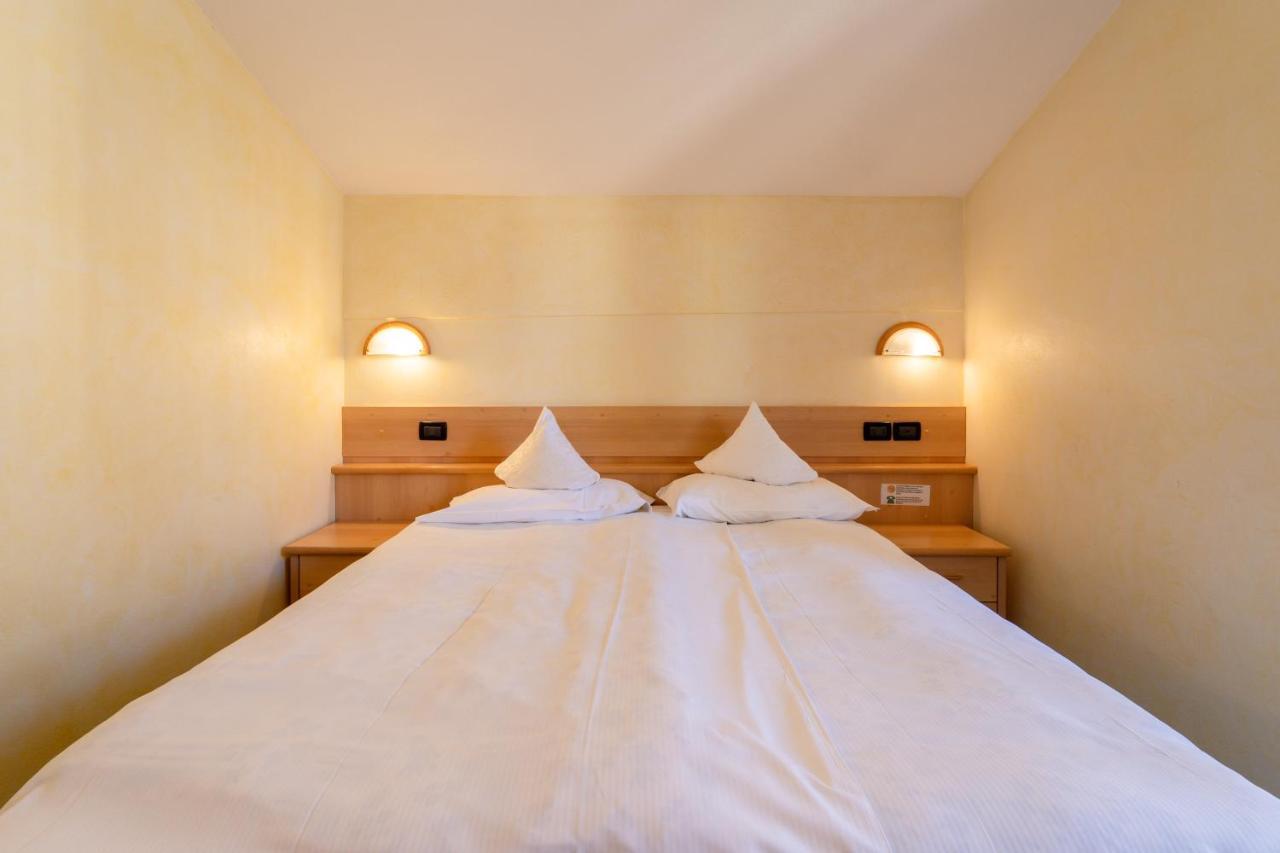 Berg Hotel Latemar Spitze Vigo di Fassa Zewnętrze zdjęcie
